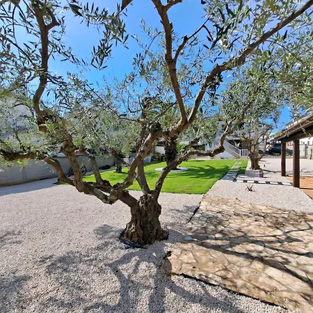 Riva Garden Relax *