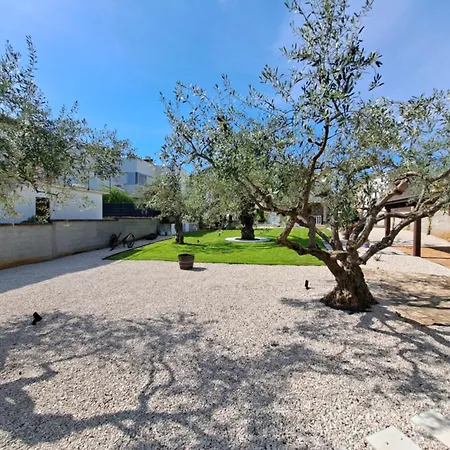 Riva Garden Relax Apartment *